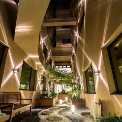 Pacific Hotel парковка