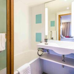 Отель Novotel London Paddington ванная фото 2