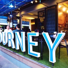 Отель The Journey Patong гостиничный бар