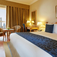 Отель Crowne Plaza Dubai комната для гостей фото 4