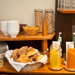 Отель Signature Hotel Königshof Hamburg Innenstadt Германия, Гамбург - отзывы, цены и фото номеров - забронировать отель Signature Hotel Königshof Hamburg Innenstadt онлайн питание