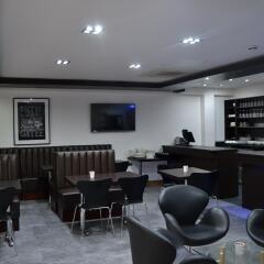 Epsilon Hotel гостиничный бар