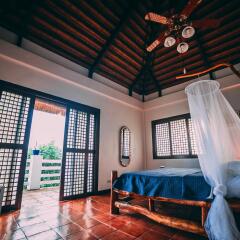 Отель Marqis Sunrise Sunset Resort and Spa Филиппины, Баклайон - отзывы, цены и фото номеров - забронировать отель Marqis Sunrise Sunset Resort and Spa онлайн комната для гостей фото 2