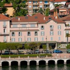 Hotel Beau Rivage Бавено приотельная территория