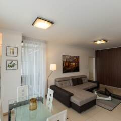 Апартаменты Poznan Apartments Towarowa комната для гостей фото 5