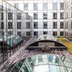 Отель Radisson Blu Falconer Hotel & Conference Center Дания, Фредериксберг - 6 отзывов об отеле, цены и фото номеров - забронировать отель Radisson Blu Falconer Hotel & Conference Center онлайн интерьер отеля фото 3