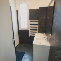Апартаменты Apartment With 2 Bedrooms in Boulogne-billancourt, With Furnished Terrace and Wifi Булонь-Бийанкур ванная