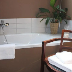 Отель B&B Les Habitats Nomades Бельгия, Брюссель - отзывы, цены и фото номеров - забронировать отель B&B Les Habitats Nomades онлайн ванная