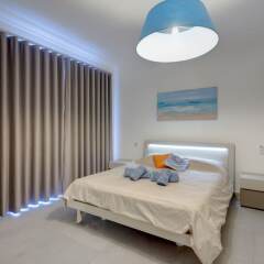 Отель Stunning Seafront Lux Apt, Fort Cambridge wt Pool Мальта, Слима - отзывы, цены и фото номеров - забронировать отель Stunning Seafront Lux Apt, Fort Cambridge wt Pool онлайн детские мероприятия