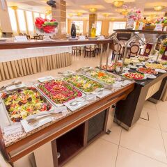 Гостиница Черноморец (Песчаное) в Песчаном отзывы, цены и фото номеров - забронировать гостиницу Черноморец (Песчаное) онлайн питание фото 2