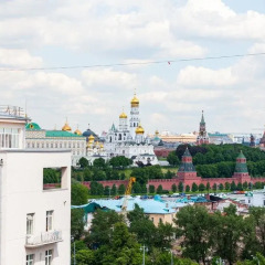 Гостиница Penthouse with Kremlin Views балкон
