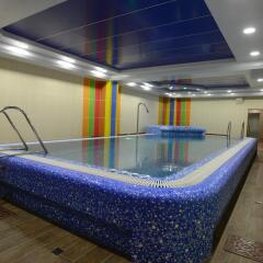 City Line Boutique Hotel бассейн