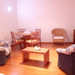 Отель With one Bedroom in Santa Cruz, With Wonderful sea View, Enclosed Garden and Wifi - 1 km From the Beach Португалия, Санта-Крус - отзывы, цены и фото номеров - забронировать отель With one Bedroom in Santa Cruz, With Wonderful sea View, Enclosed Garden and Wifi - 1 km From the Beach онлайн комната для гостей