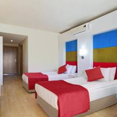 Side Ally Hotel - All inclusive комната для гостей