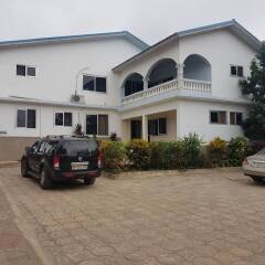 Отель Elizz Guest House парковка