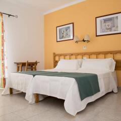 Отель Hostal Valencia комната для гостей