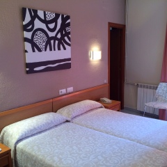 Отель Hostal Iznajar Barcelona комната для гостей