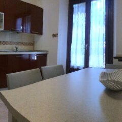 Апартаменты SoLoMoKi Apartments в номере
