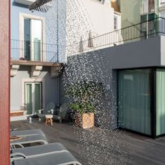 Апартаменты Light Blue Apartments - Downtown Lisbon парковка