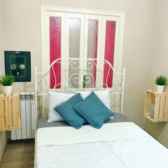 Отель Madrid 4 Days - Huertas комната для гостей