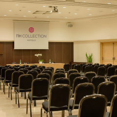 Отель NH Collection Roma Giustiniano