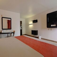 Отель Motel 6 Miami, FL США, Майами - отзывы, цены и фото номеров - забронировать отель Motel 6 Miami, FL онлайн удобства в номере фото 2