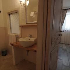 Tarcin Alacati Otel Турция, Чешме - отзывы, цены и фото номеров - забронировать отель Tarcin Alacati Otel - Adults Only онлайн ванная