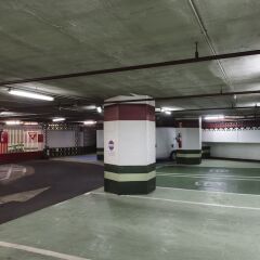 Отель Courtyard by Marriott Madrid Princesa парковка
