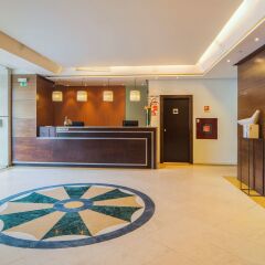 Отель NH Lisboa Campo Grande интерьер отеля