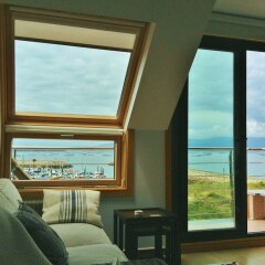 Отель Apartamentos Turísticos Puerto Basella Испания, Вильянуэва-де-Ароса - отзывы, цены и фото номеров - забронировать отель Apartamentos Turísticos Puerto Basella онлайн комната для гостей фото 4