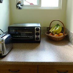 Отель Vancouver Garden Family Suite for Six Канада, Ванкувер - отзывы, цены и фото номеров - забронировать отель Vancouver Garden Family Suite for Six онлайн в номере фото 2