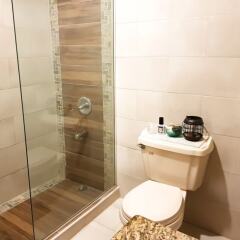 Отель New Kingston Guest Apt at Dorchester ванная