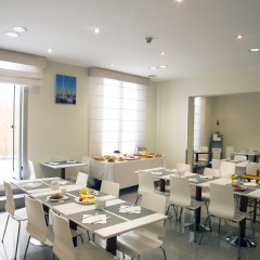 Отель BCN Urban Hotels Gran Ducat Испания, Барселона - 5 отзывов об отеле, цены и фото номеров - забронировать отель BCN Urban Hotels Gran Ducat онлайн питание фото 2