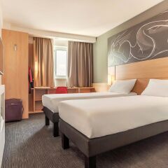 Гостиница Ibis Krasnodar Center комната для гостей фото 5