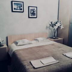 Гостиница U Belogo Doma Guest House в Москве отзывы, цены и фото номеров - забронировать гостиницу U Belogo Doma Guest House онлайн Москва комната для гостей фото 4