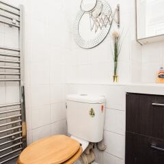 Отель Fantastically Located 1 Bed Near Waterloo Station Великобритания, Лондон - отзывы, цены и фото номеров - забронировать отель Fantastically Located 1 Bed Near Waterloo Station онлайн ванная