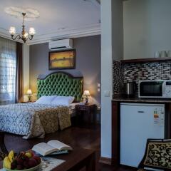 Апартаменты Tashkonak Sultan Suites and Apartments в номере