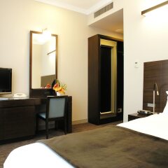 Отель Celestine Hotel Япония, Токио - 1 отзыв об отеле, цены и фото номеров - забронировать отель Celestine Hotel онлайн удобства в номере фото 2