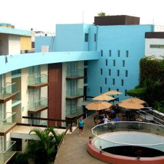 Country Hotel and Suites