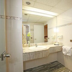 Millennium Hotel Paris Charles de Gaulle ванная