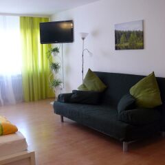 Апартаменты Apartments Jahnstraße комната для гостей фото 3