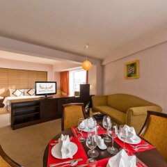 Muong Thanh Holiday Hue Hotel в номере