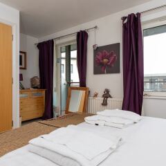 Апартаменты 2 Bedroom Apartment in Greenwich комната для гостей фото 5