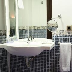 Hotel Ronda Lesseps ванная фото 2