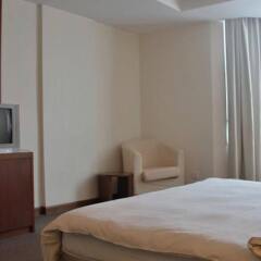 Отель The Krystal Suites, Penang Малайзия, Пенанг - отзывы, цены и фото номеров - забронировать отель The Krystal Suites, Penang онлайн удобства в номере фото 2