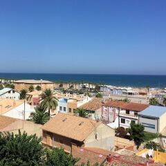 Отель Valencia Flat Rental - Malvarrosa Beach Cavite пляж