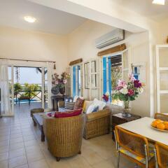 Отель Protaras Villa Ayios Elias Views интерьер отеля