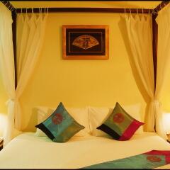 Отель The Old Phuket - Karon Beach Resort 4* Улучшенный номер с различными типами кроватей фото 3