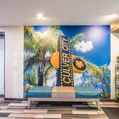 Отель Travelodge Culver City интерьер отеля фото 3