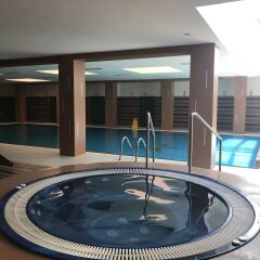 Отель Borovets Hills Resort & SPA Боровец бассейн